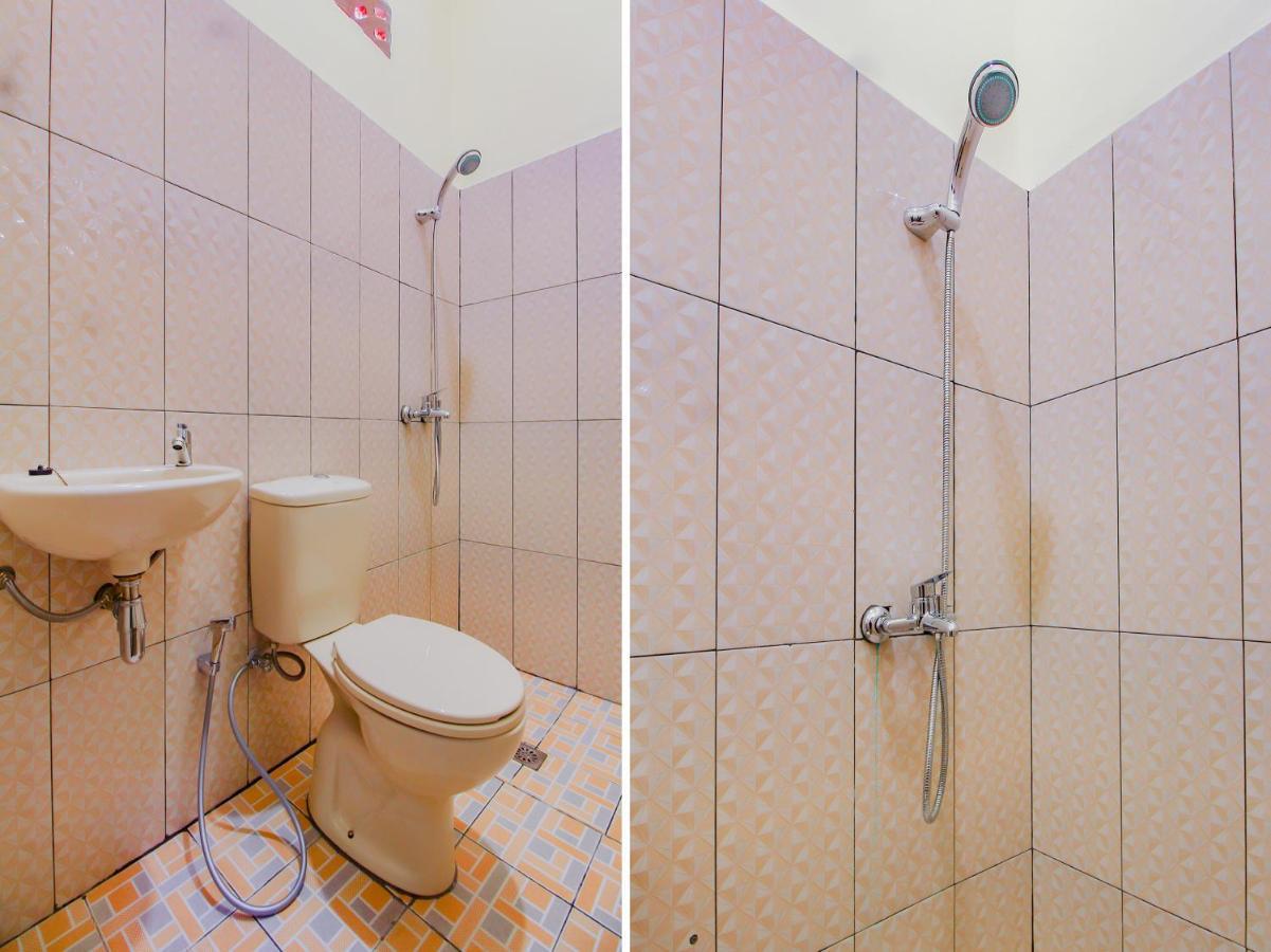 Oyo 90063 Silver Homestay Syariah Perabumulih Екстериор снимка